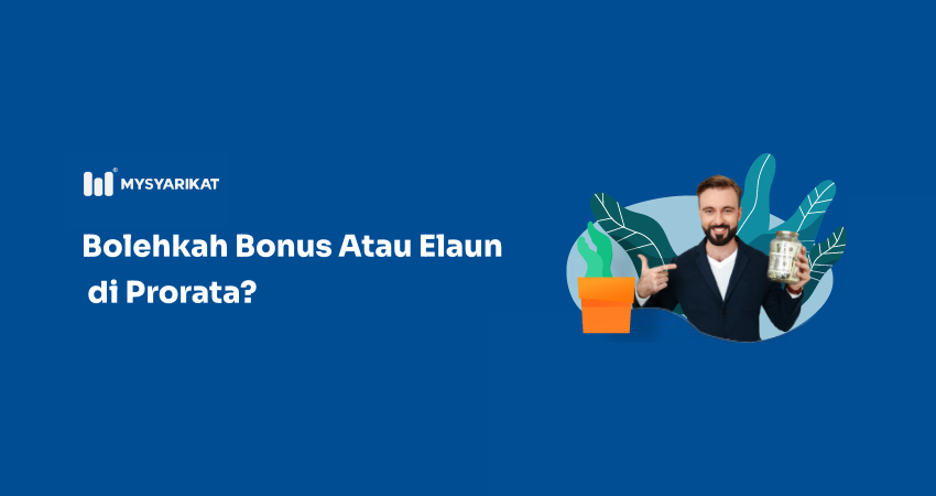 seorang pekerja menunjuk dan memegang kalkulator